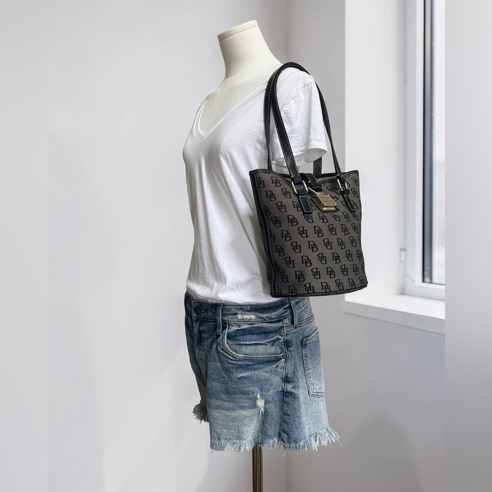 Authentic Dooney & Bourke Monogram Black Grey Bucket Bag! - Picture 14 of 15